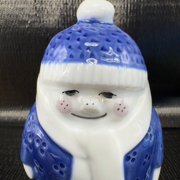 Porsgrund Norway Boy Blue White Snowflake Porcelain Figurine Vintage Figure VTG - Picture 4 of 10